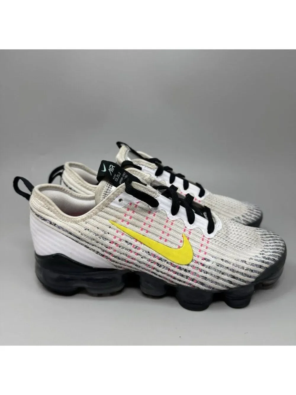 Nike Air Vapormax Flyknit 3 Running BQ5238-102 Size Womens 7.5 (6Y) White/Pink